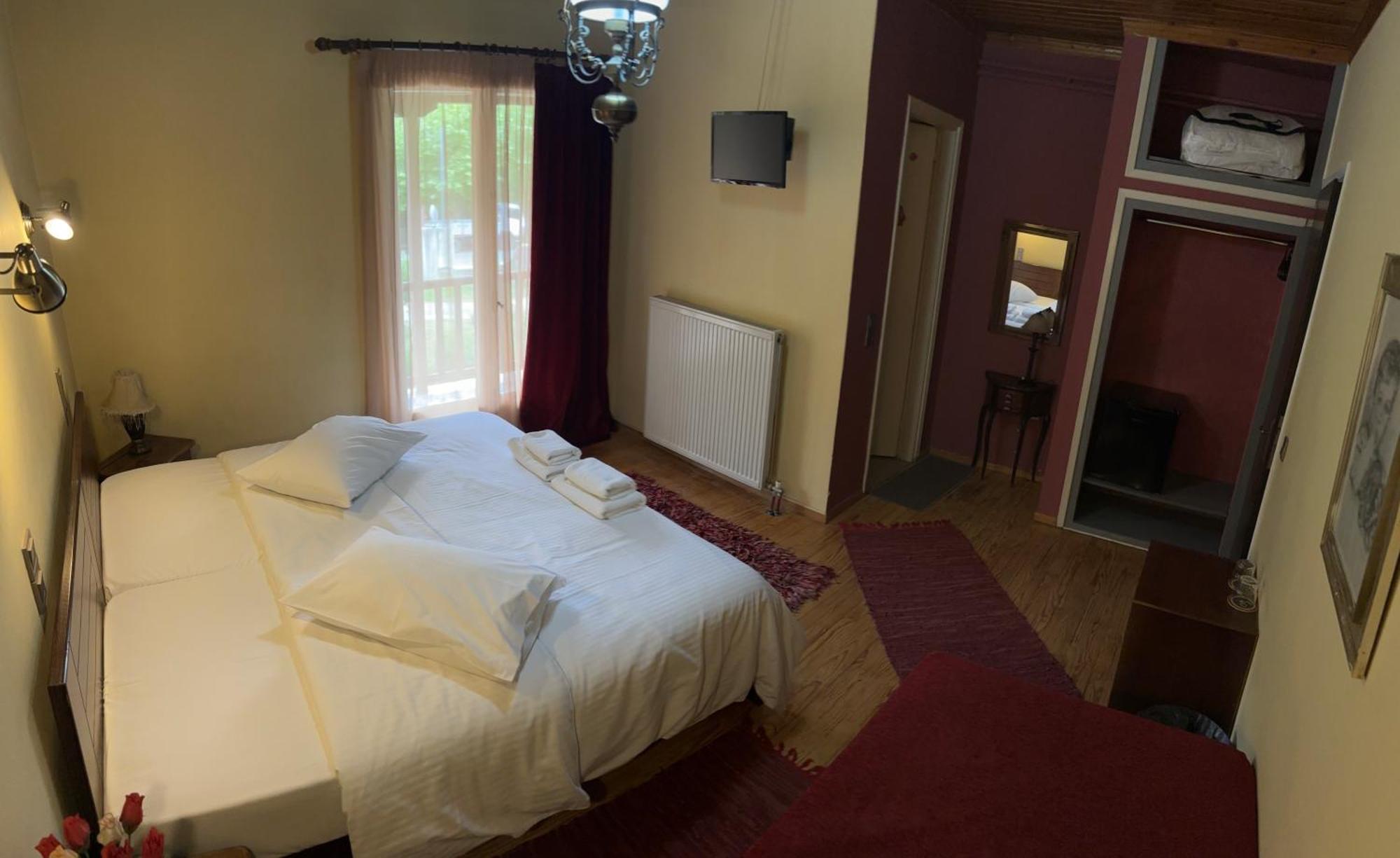Guesthouse Sinoi Vytina Exteriör bild
